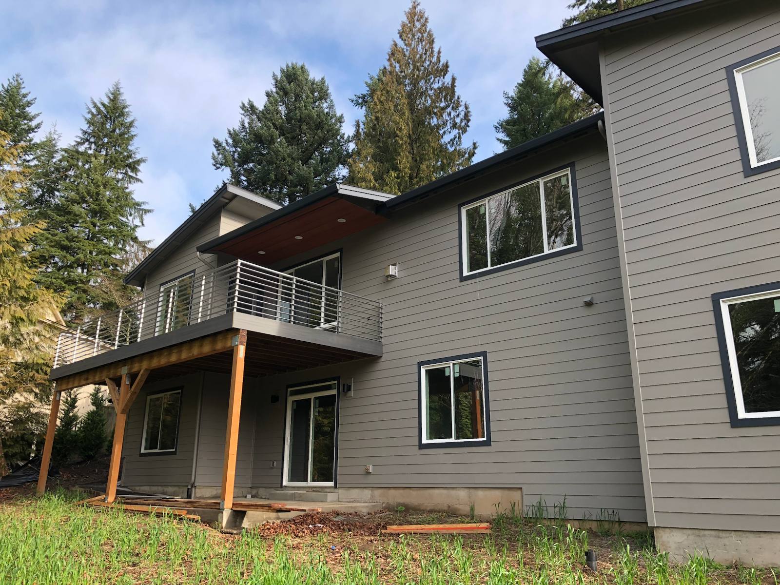Modern metal deck railing on an elevated deck — Vancouver, WA area