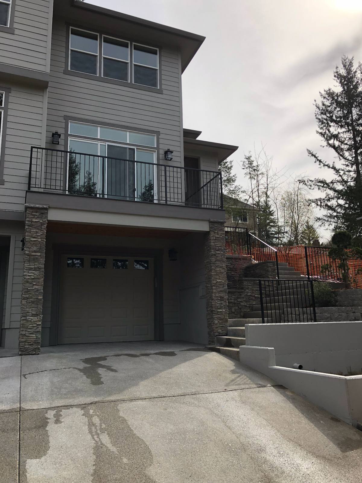 Modern metal deck railing on an elevated deck — Portland, OR