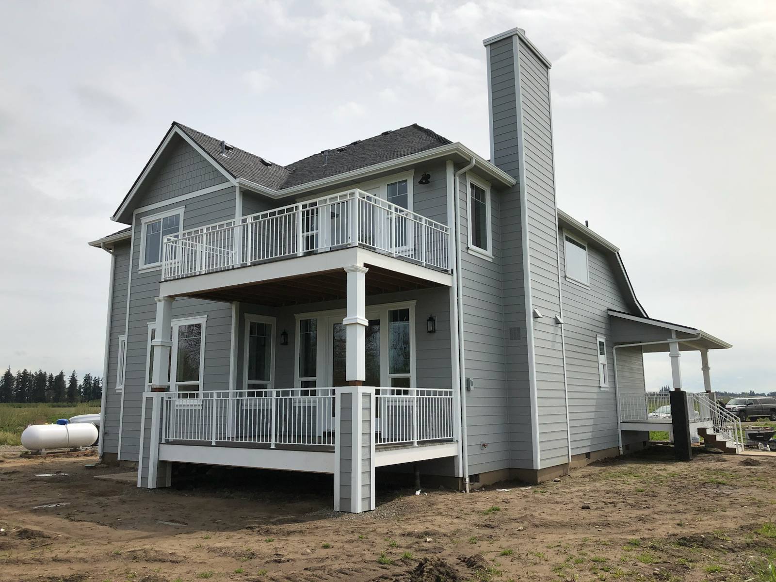 Modern metal deck railing on an elevated deck — custom metalwork, Portland